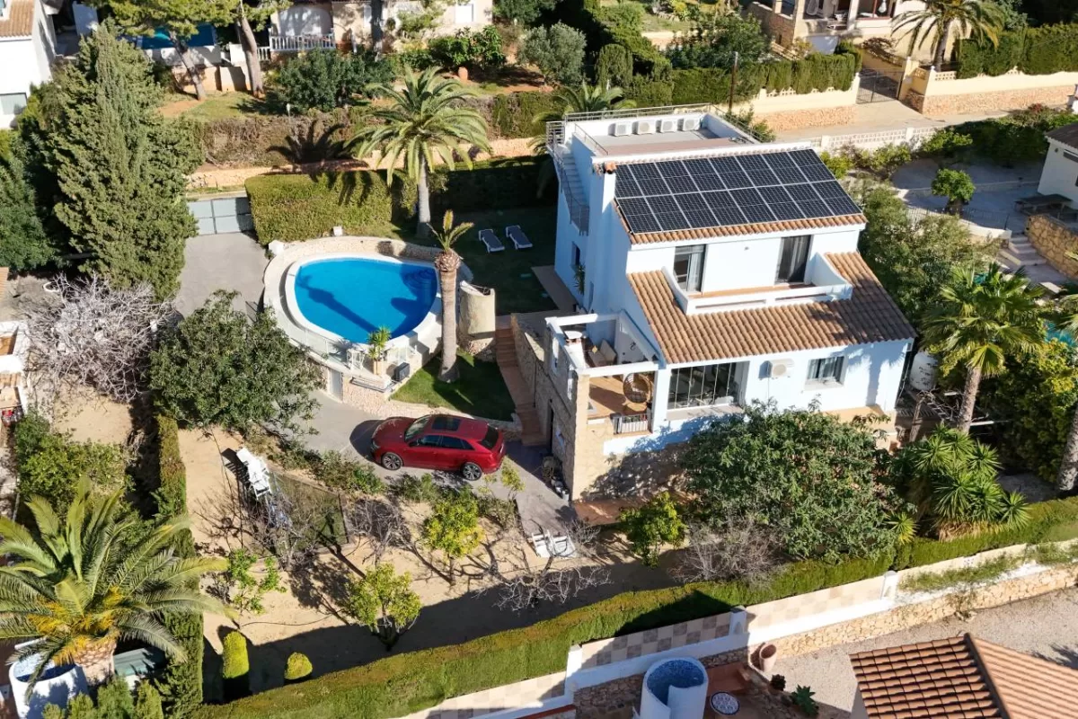 Villa Sun – Renovated Villa with Sea Views in Gran Sol