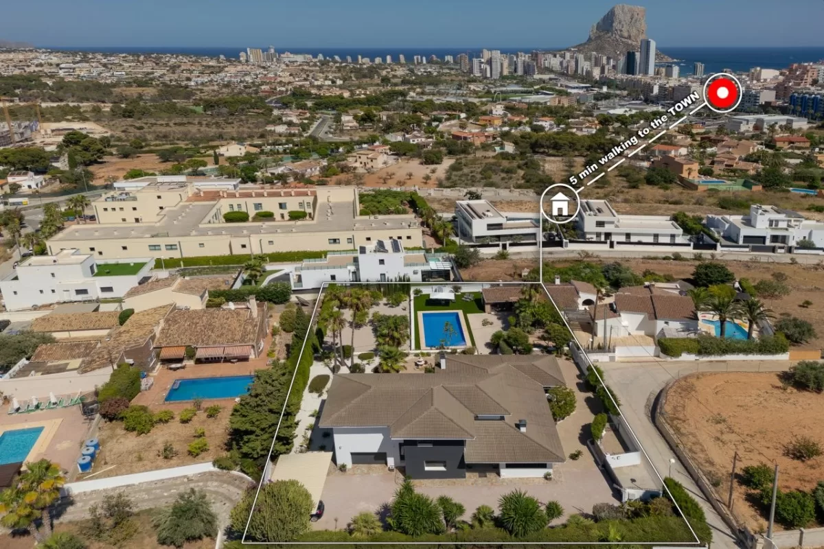 Villa for Sale in Calpe, Benicolada — 34