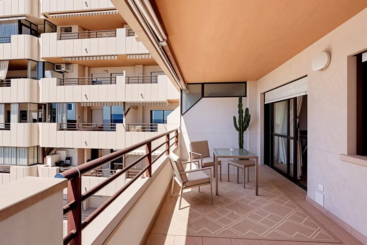 Beachfront Apartment – Zafiro — 11